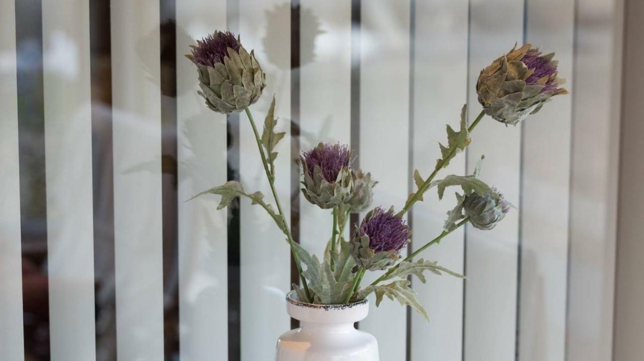 Pippin, Tranquil Scottish Cottage With Hot Tub Airdrie Exteriér fotografie